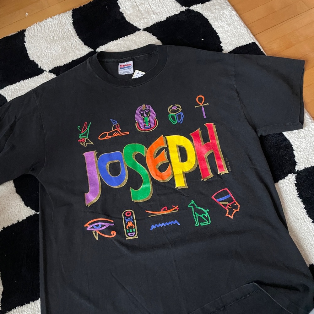 Vintage TEE - 1991 Joseph and the Technicolor Dreamcoat tshirt L